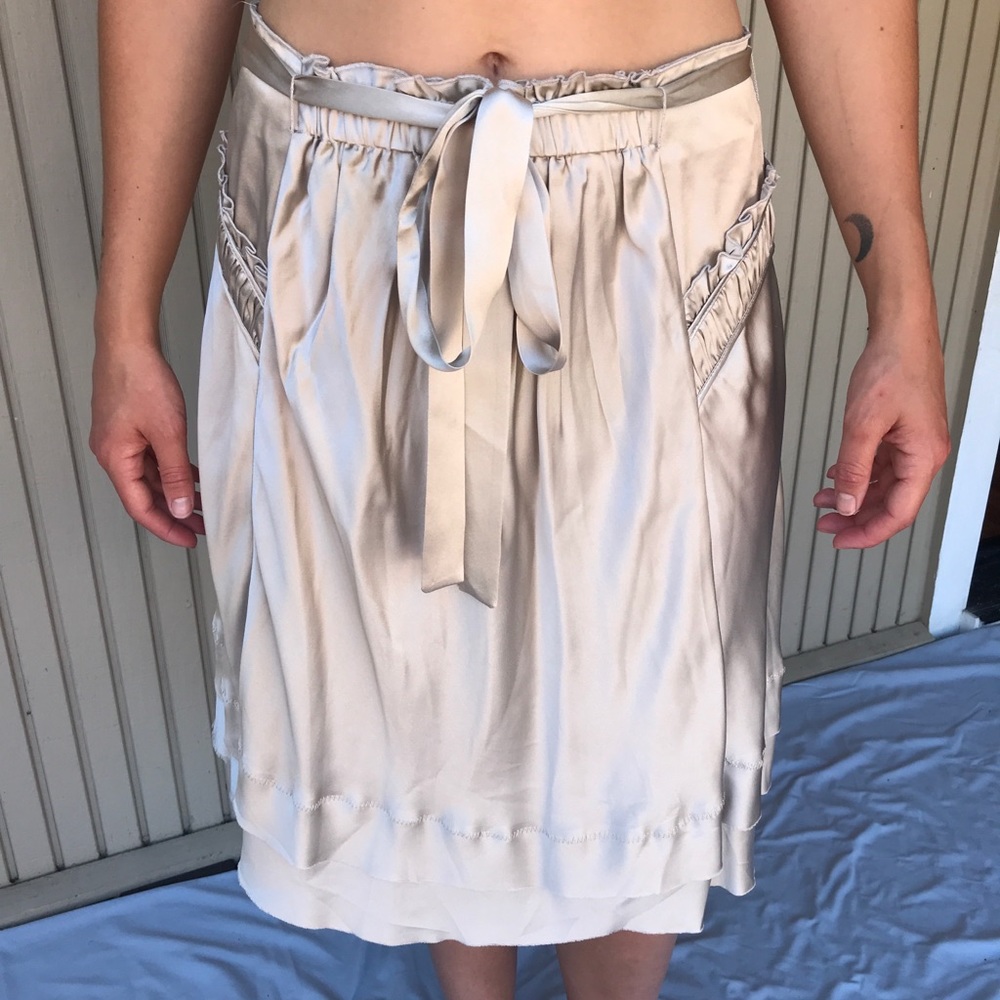 NWOT BCBG MAXAZRIA Pleated Silk Skirt w/ Belt Tie